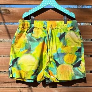 Topshop Camouflage Shorts in Green and Yellow